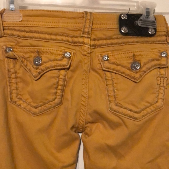 Jeans - Picture 2 of 2